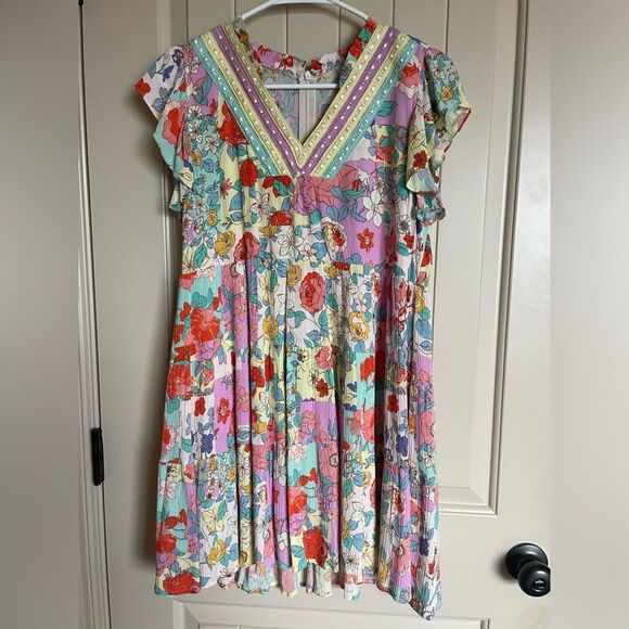 Fate Dresses & Skirts - FATE Medium floral babydoll dress 100% Rayon lined lace green yellow purple